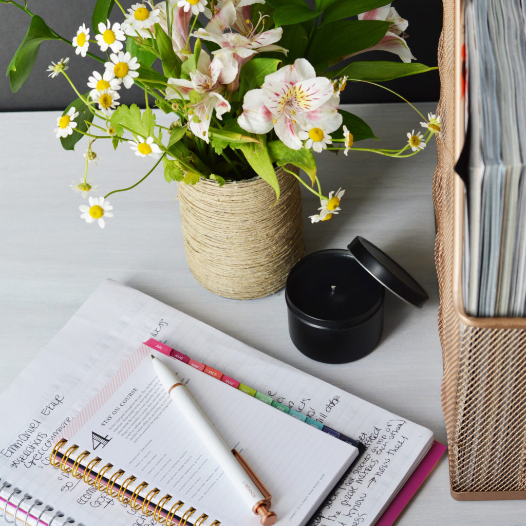 6 Organization Hacks for Handling a Busy Schedule