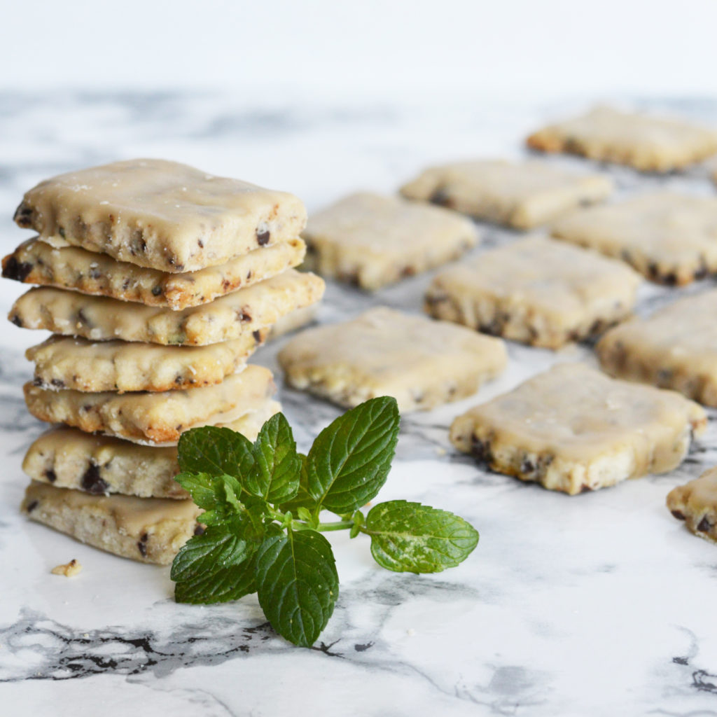 Mint Chocolate Chip Shortbread Cookies