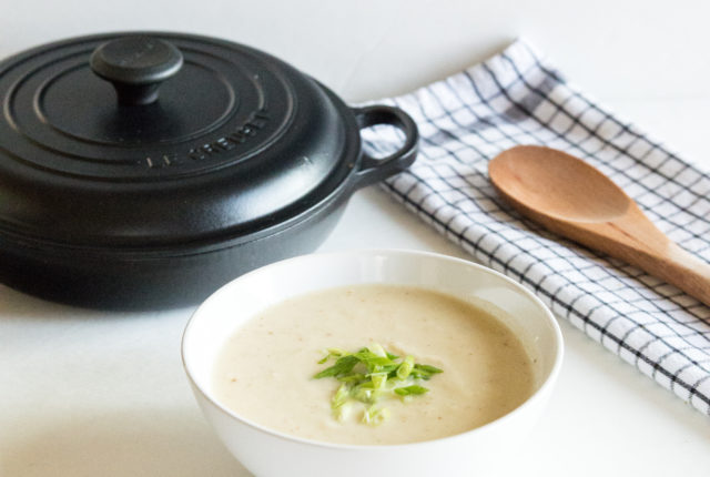 Healthy Roasted Cauliflower and Leek Soup